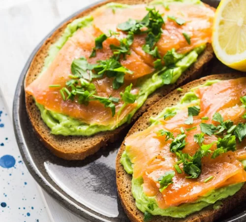 Read more about the article Wednesday – Avocado Toast with Smoked Salmon